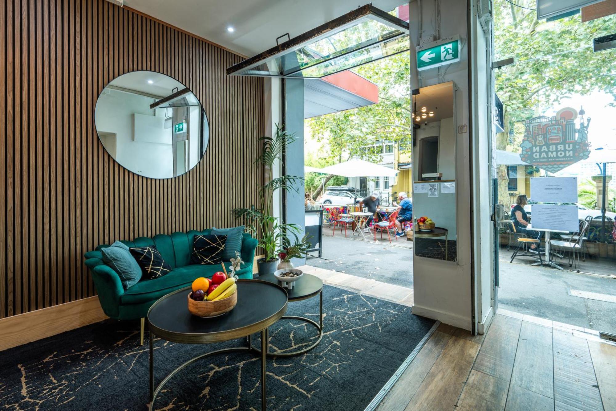 Хостел Urban Nomad Potts Point - 18 To 39 Only Сидней Экстерьер фото
